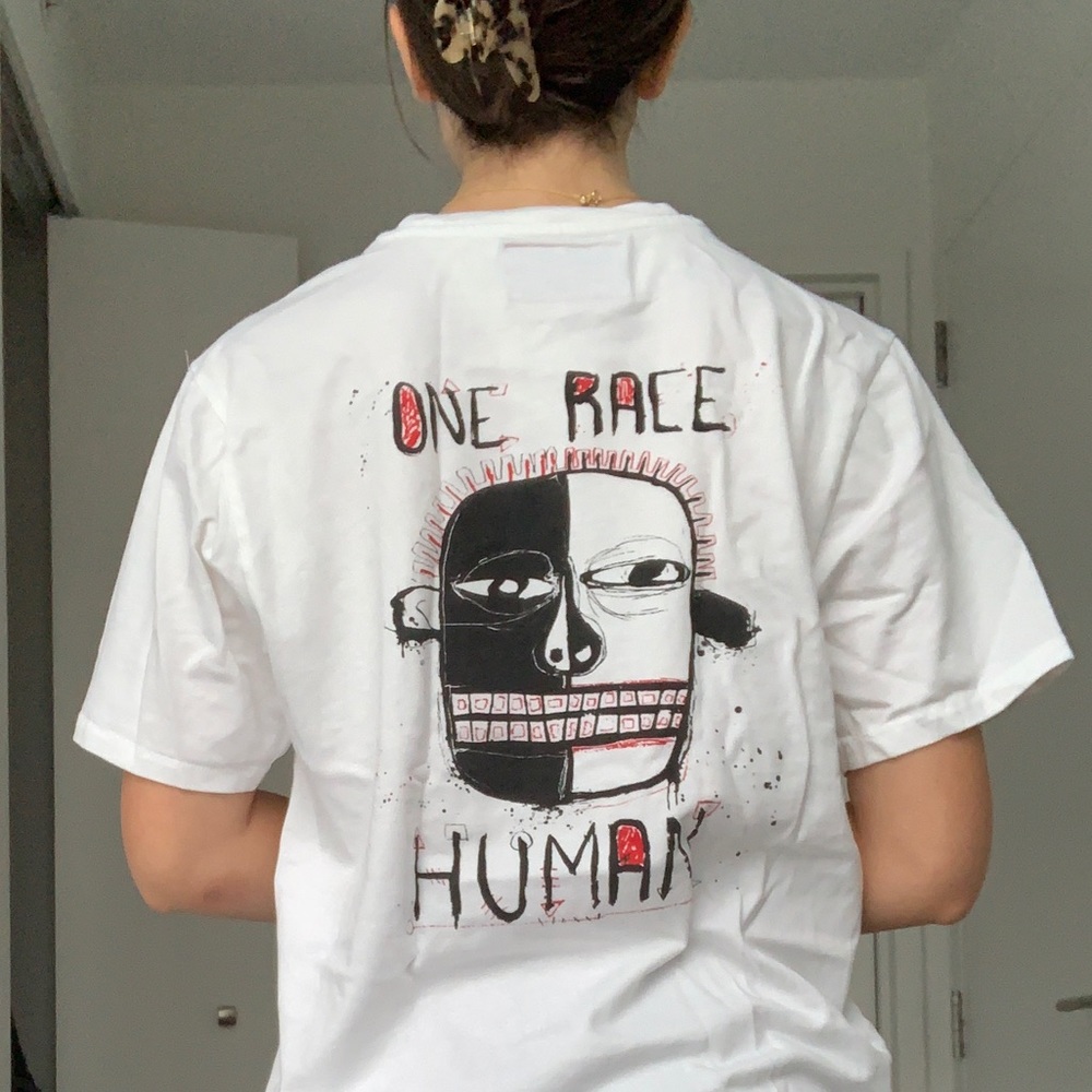 CHNGE One Race Human tee